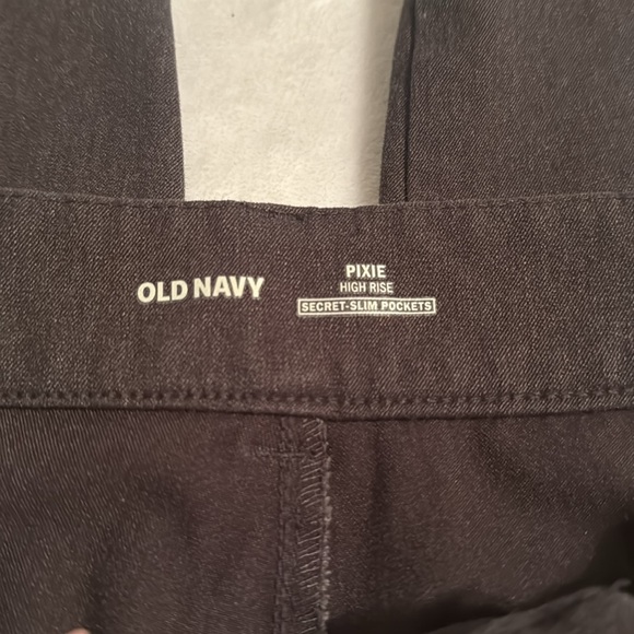 Women’s Old Navy Pixie High Rise pants, size 10 Tall - Picture 3 of 6